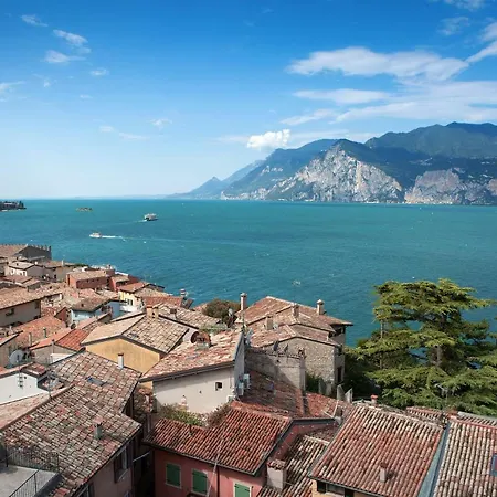 Casa Minerva * ألبيسانو