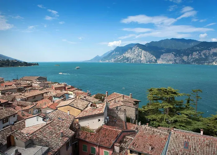 Casa Minerva * Albisano